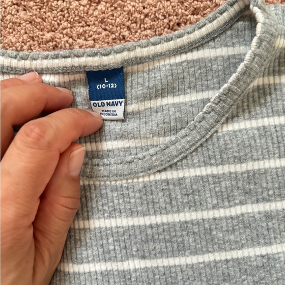 Kid’s long sleeve size 8-10 - Picture 6 of 11